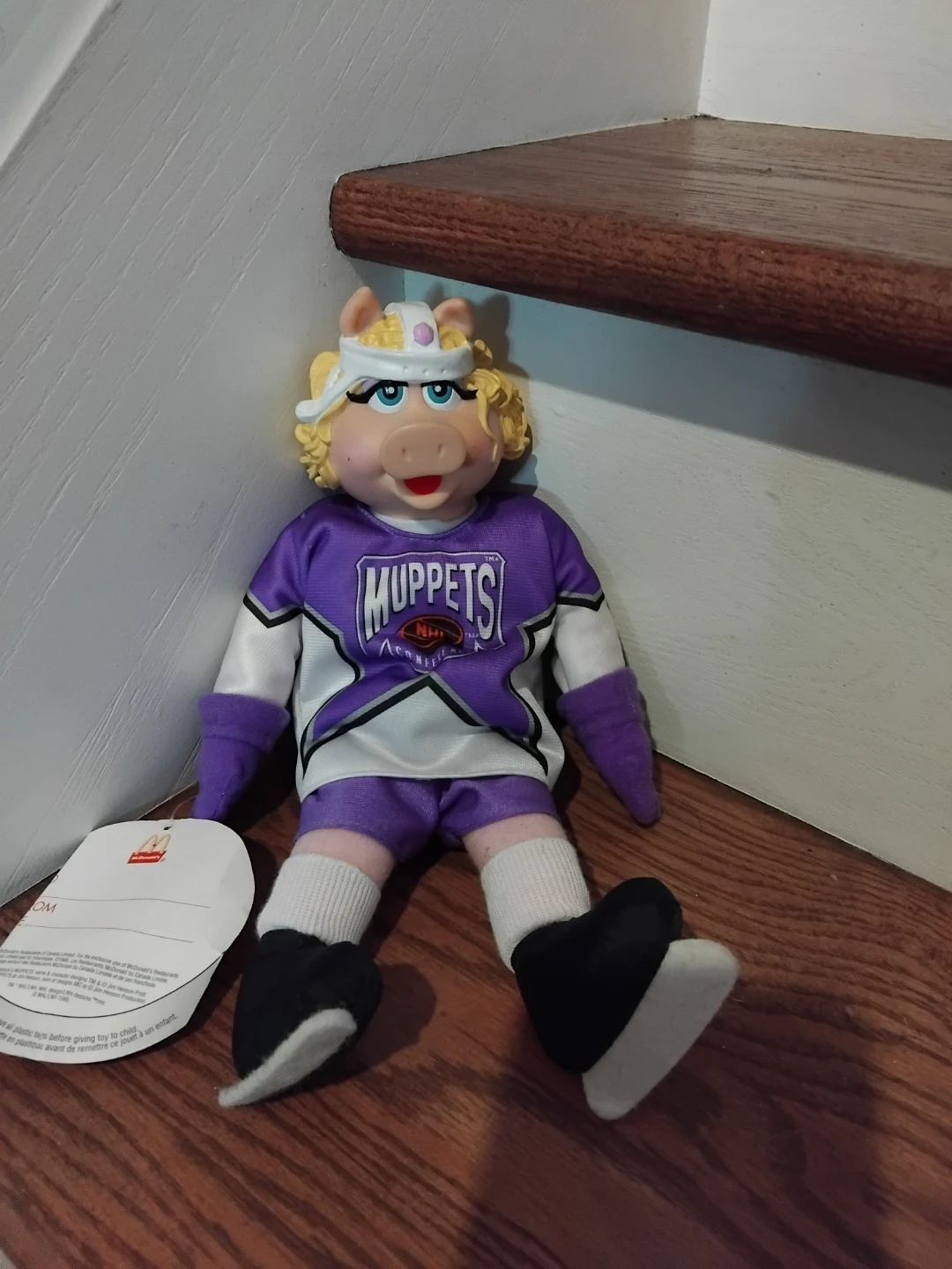 Miss Piggy Muppets NHL Plush Doll - photo 4