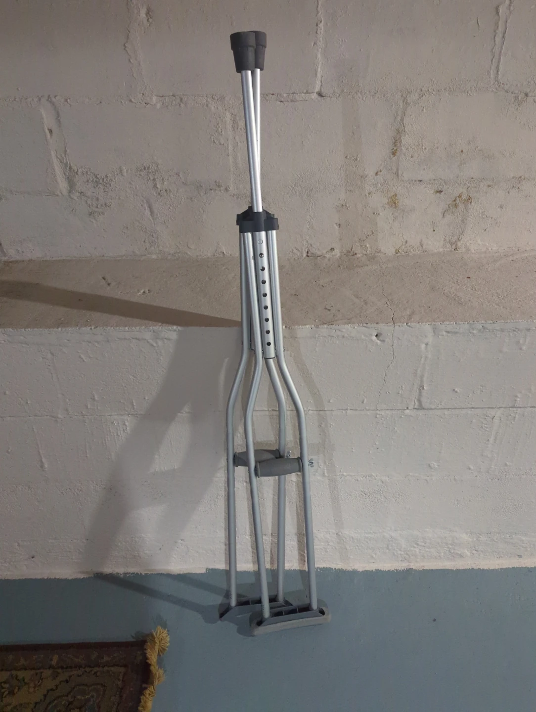 Adjustable Crutches