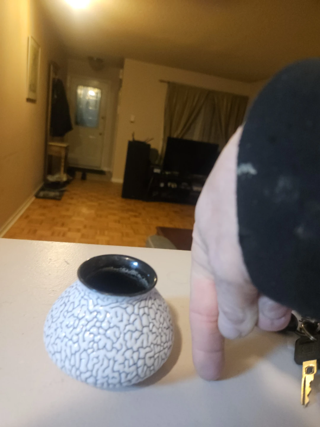 Small Decorative Vase - photo 5
