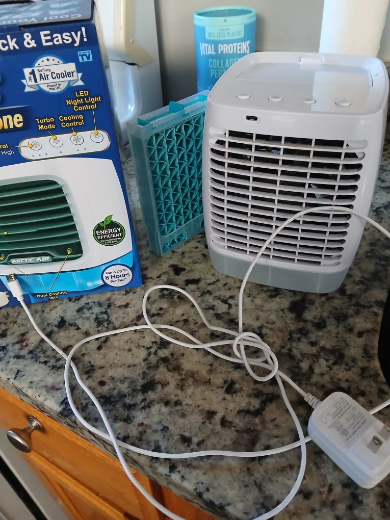 Arctic Air Chill Zone Personal Space Cooler - photo 3