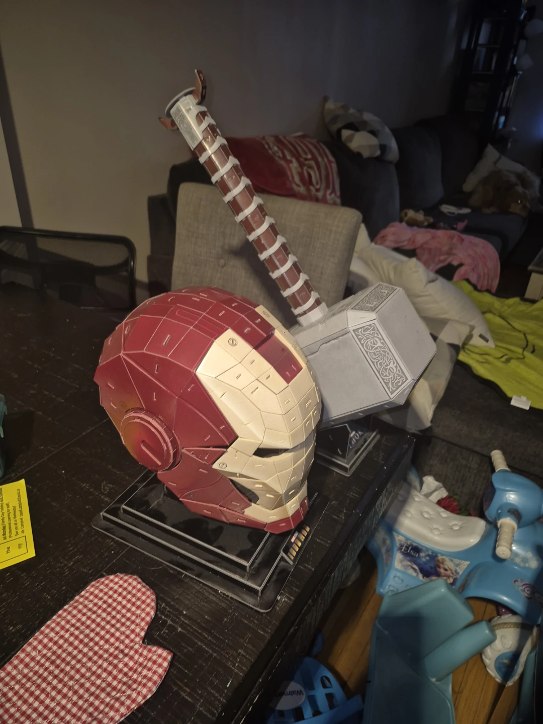Marvel Iron Man Helmet & Thor Hammer Display Set - photo 3