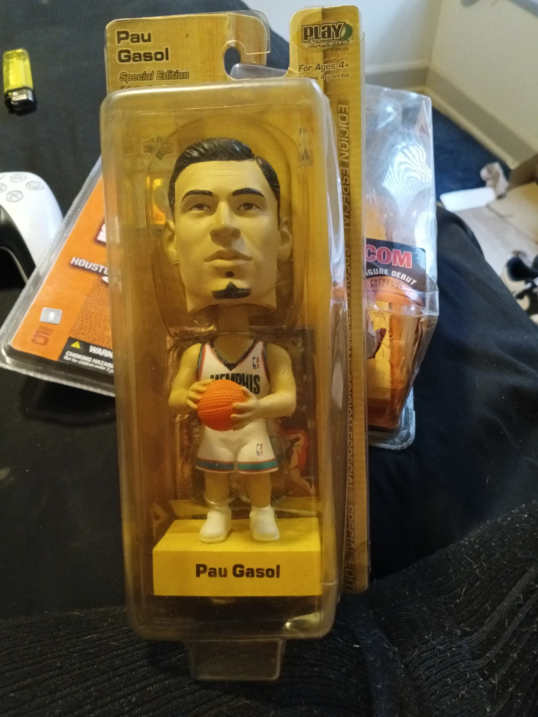 Upper Deck Pau Gasol NBA Playmaker Action Figure