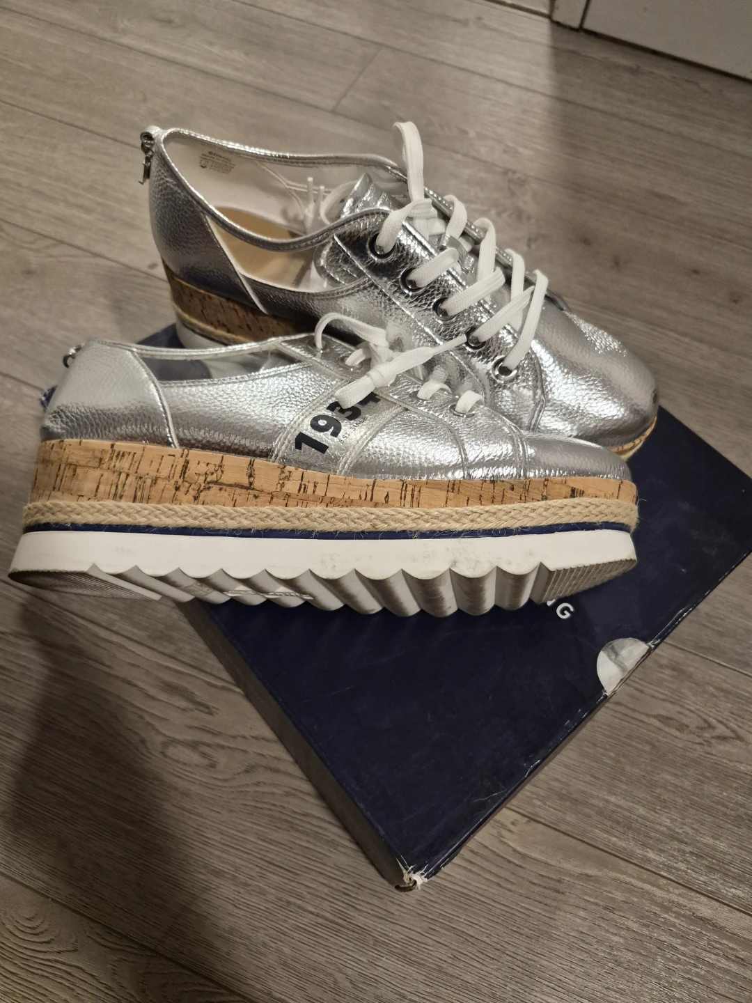 Guess Maritime Wedge Sneakers - Silver - Size 11