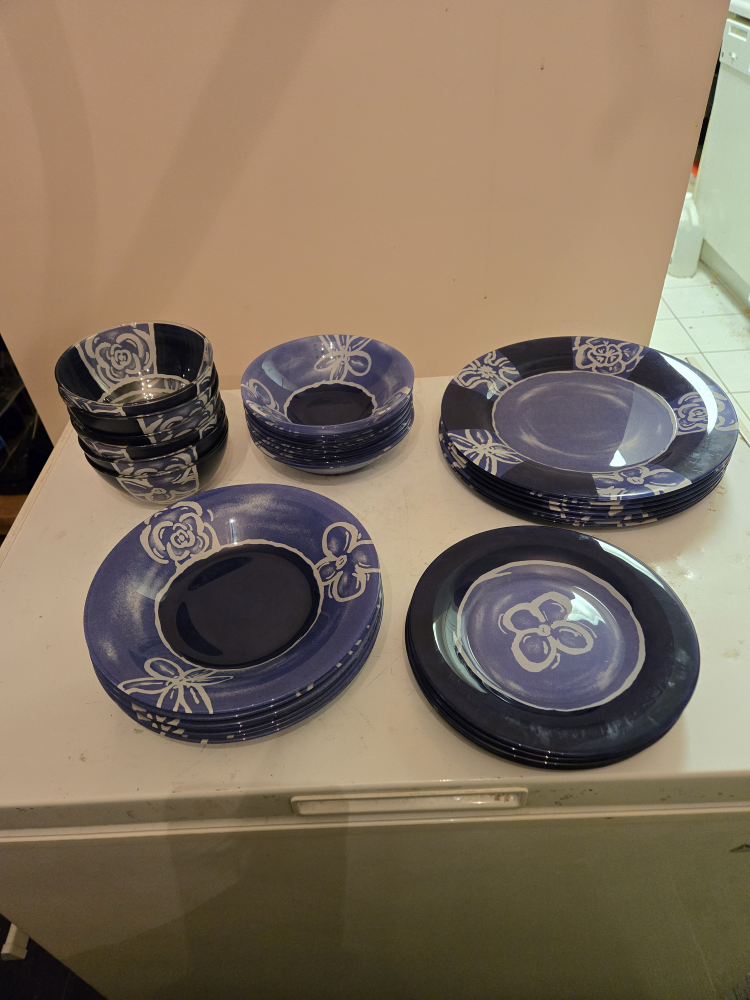 Dinnerware Set - Blue Floral Plates & Bowls