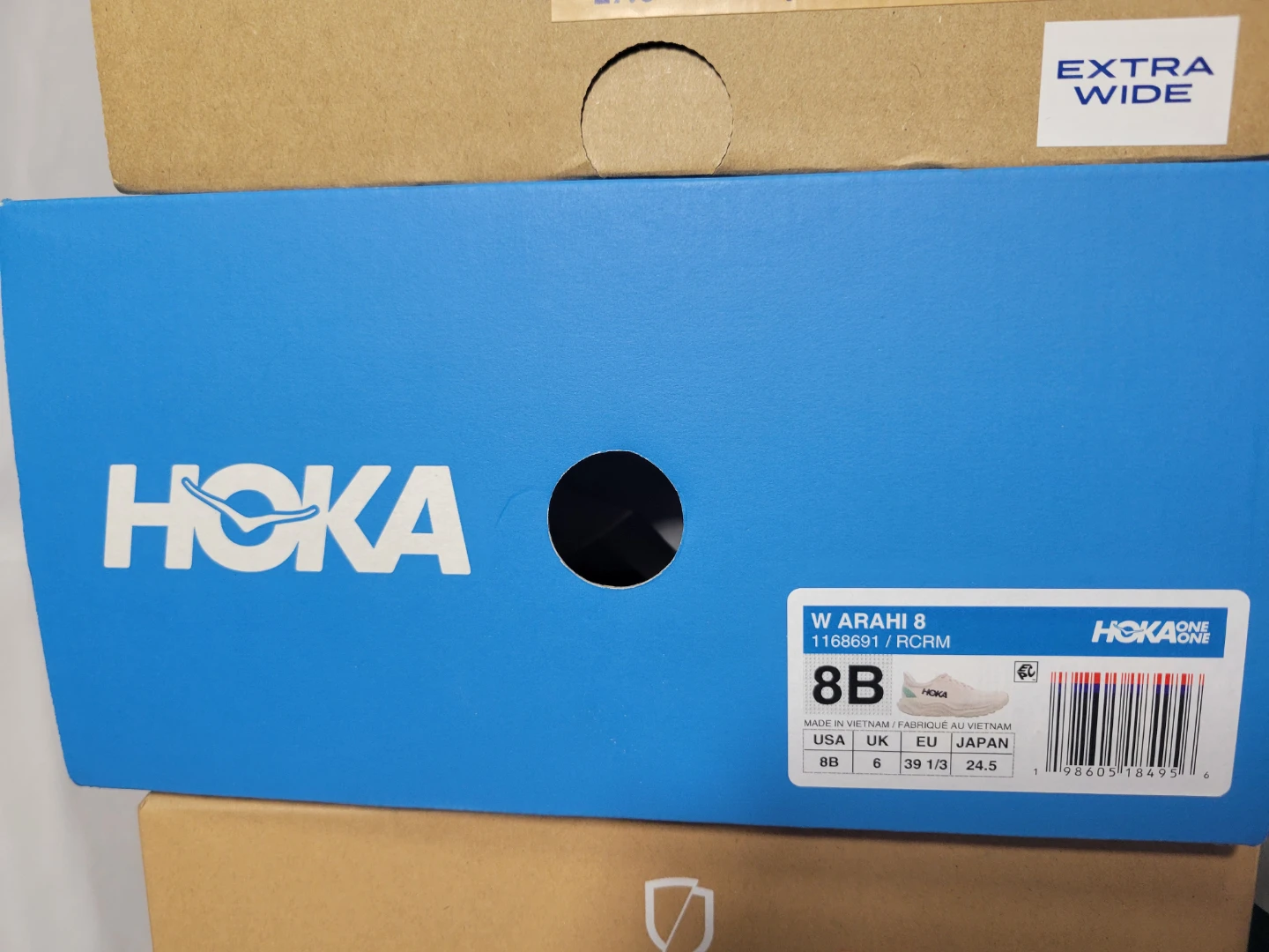 Empty boxes from different brands and sizes - photo 5