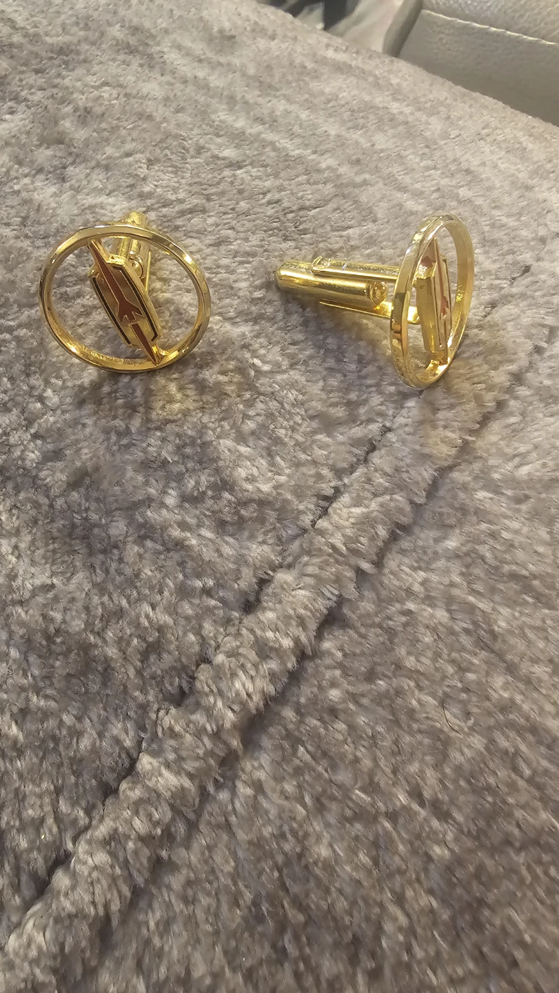 Rare Oldsmobile Gold Tone Cufflinks