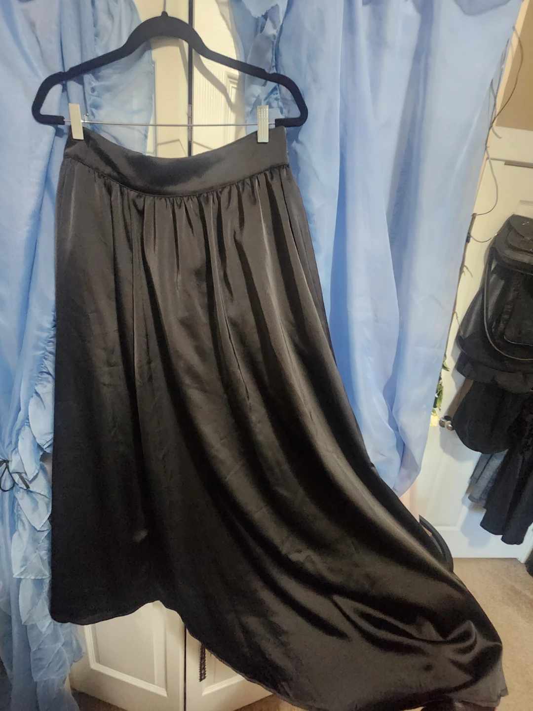 PrettyLittleThing Silk Black Midi Skirt - photo 3