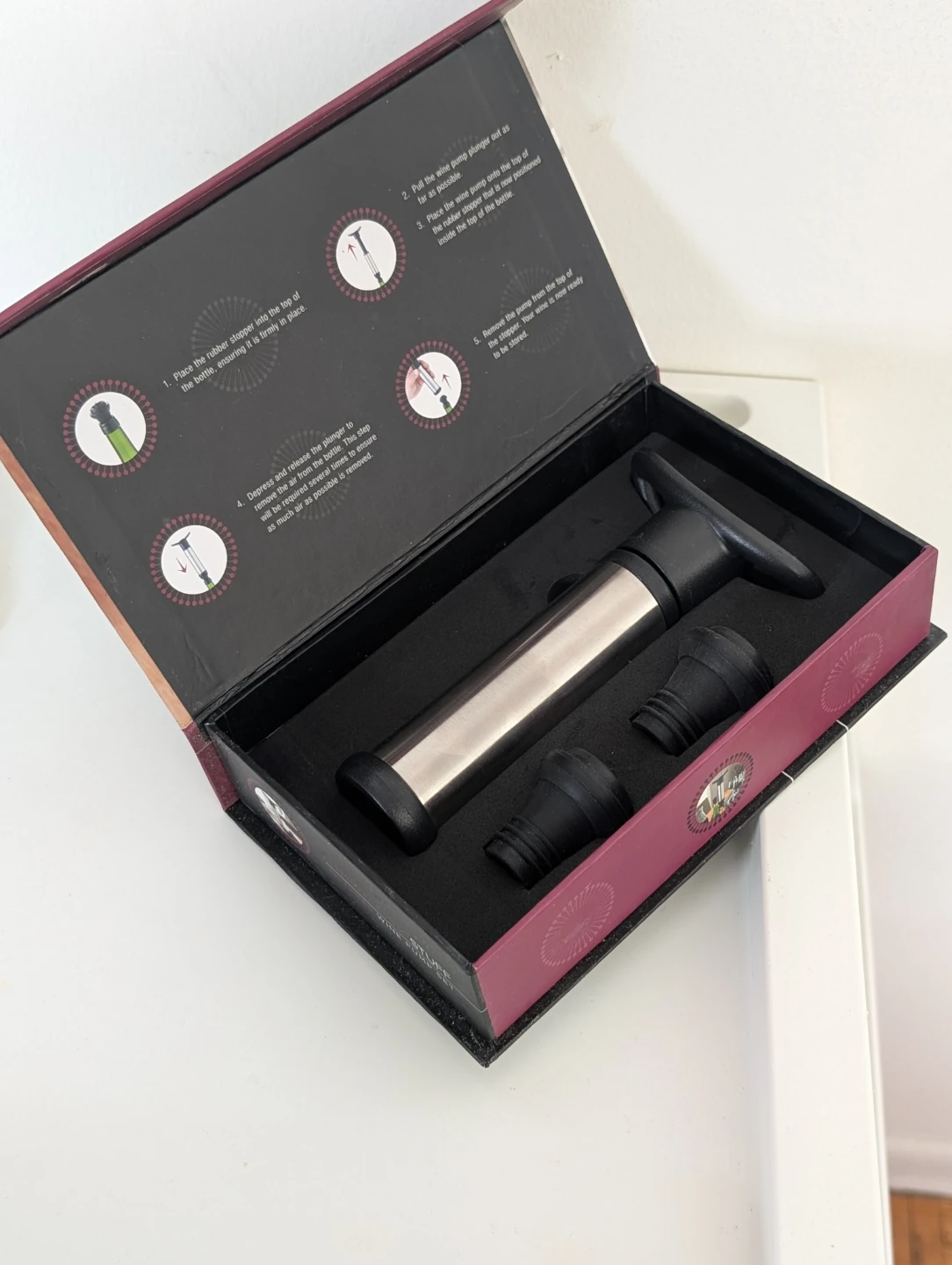 EntertainingStuff Vintners Wine Pump Set with 2 Stoppers 🏆 - photo 4