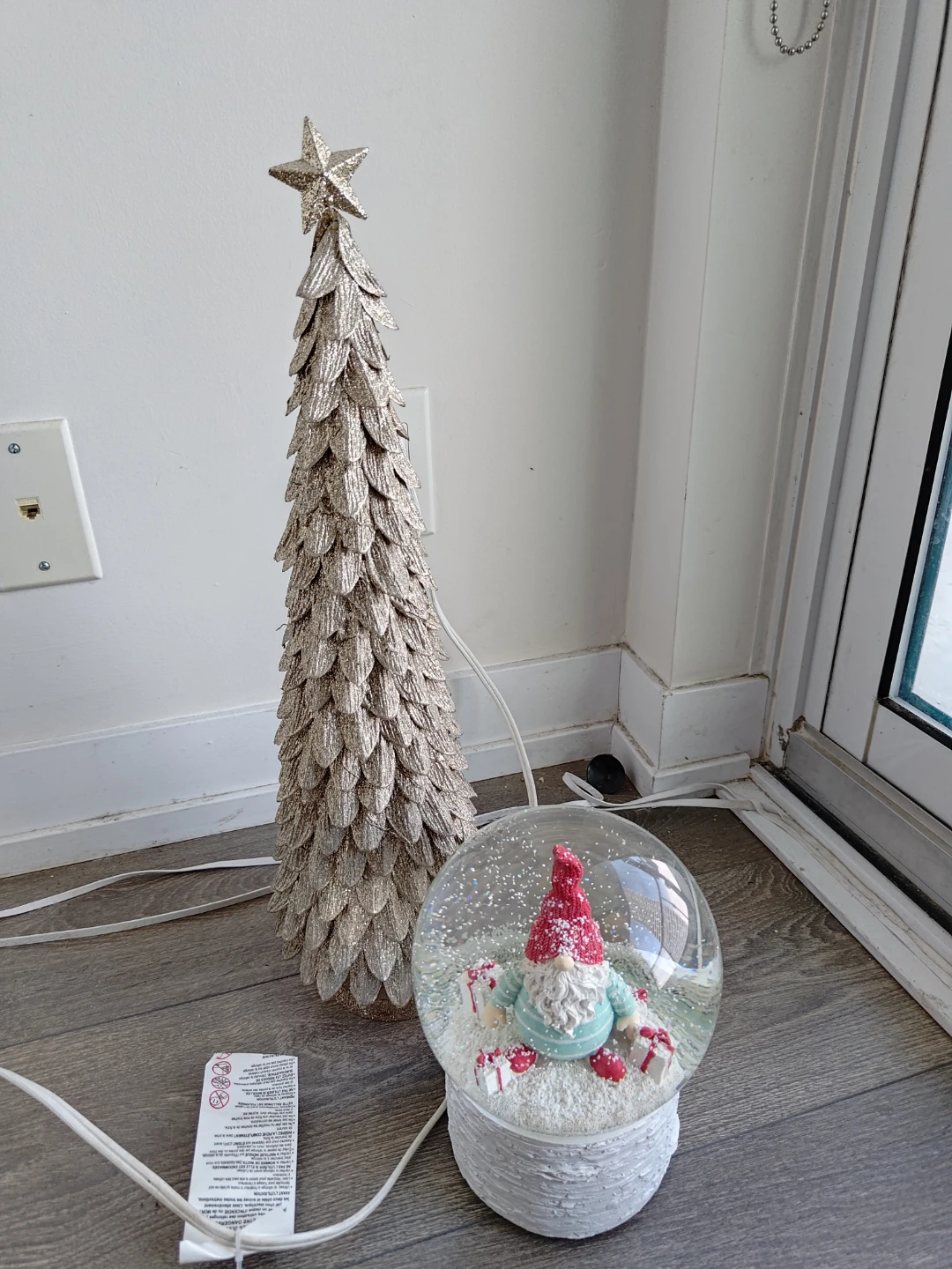 Gnome Snow Globe with Gifts - photo 2