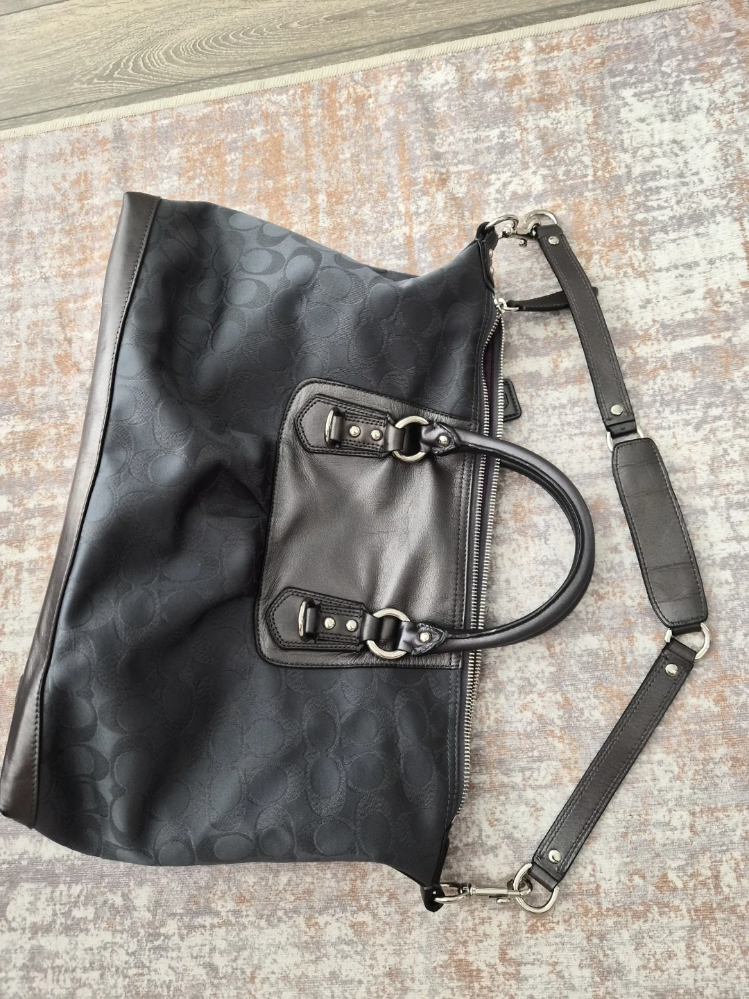 Coach Signature Hobo/Duffle Handbag - photo 2