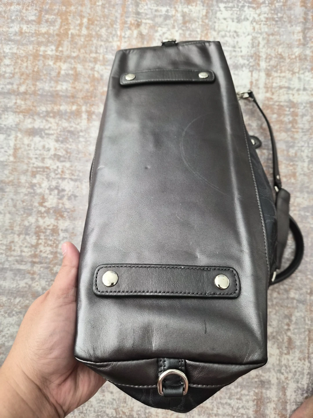 Coach Signature Hobo/Duffle Handbag - photo 5