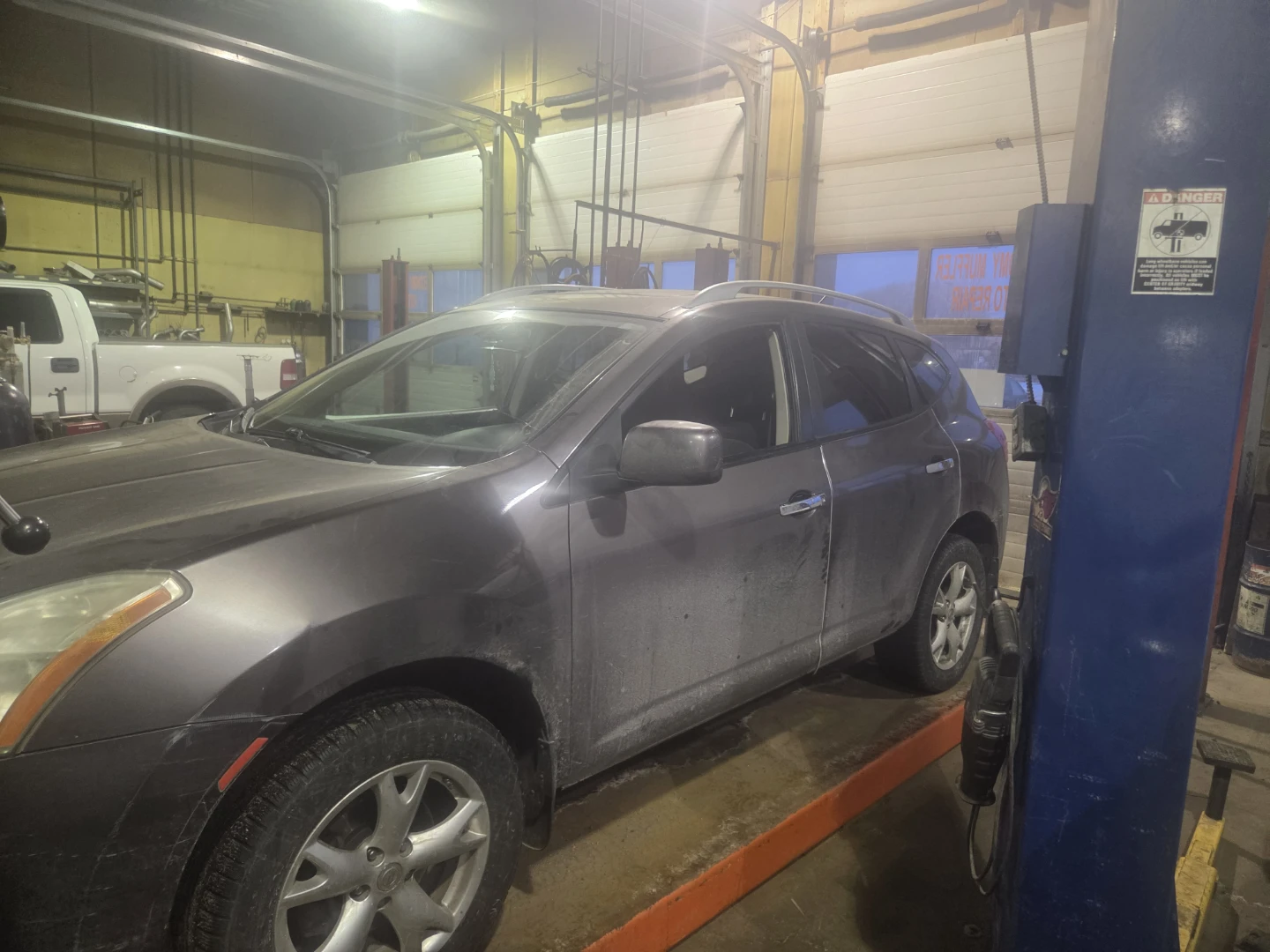 Nissan Rogue SL AWD SUV 2010