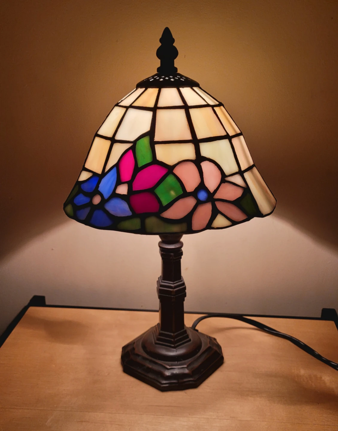 Tiffany Style Lamp