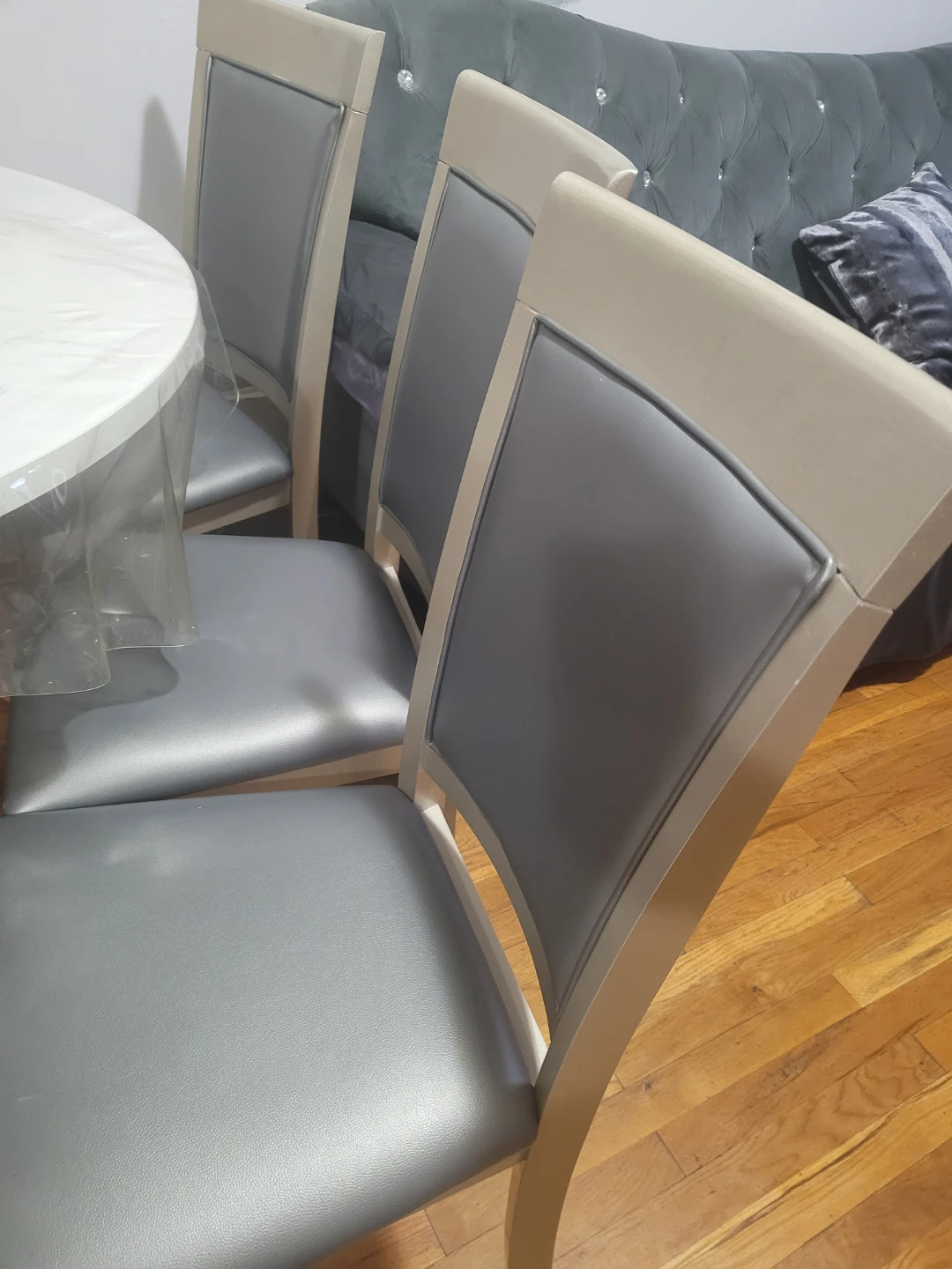 Dining Table and Chairs Set - photo 3
