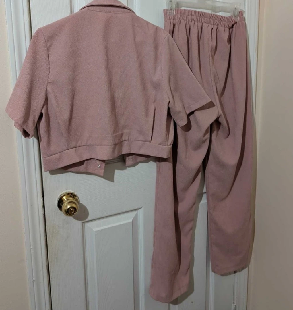 From Shein - Corduroy blouse & pants set - photo 2