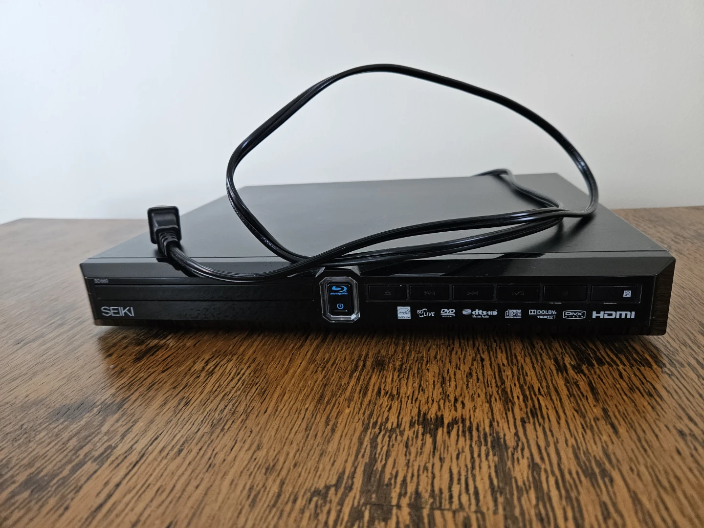 Seiki BD-S40 Blu-ray Disc and DVD Player 🧡