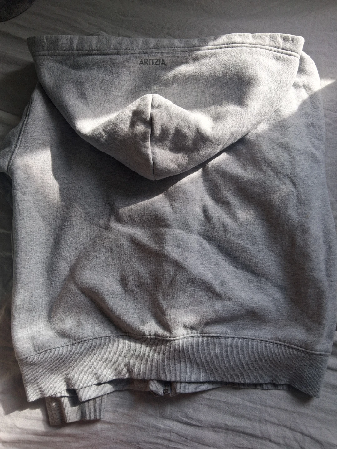 Aritzia Cropped hoodie - photo 2