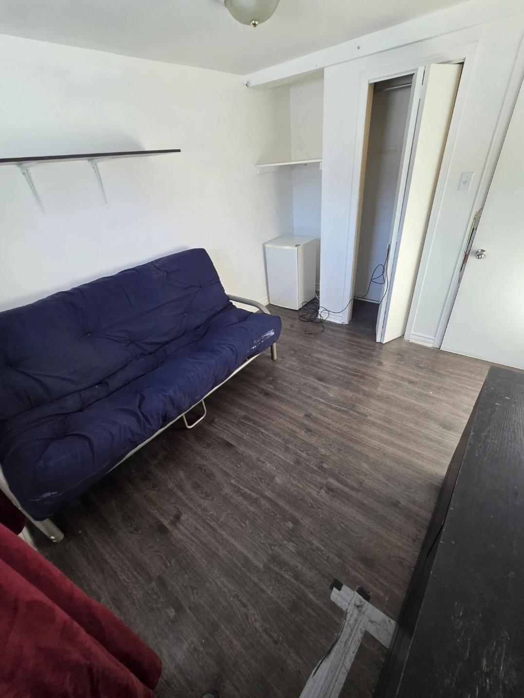 Chateauguay- Room for rent / chambre a louer - photo 2