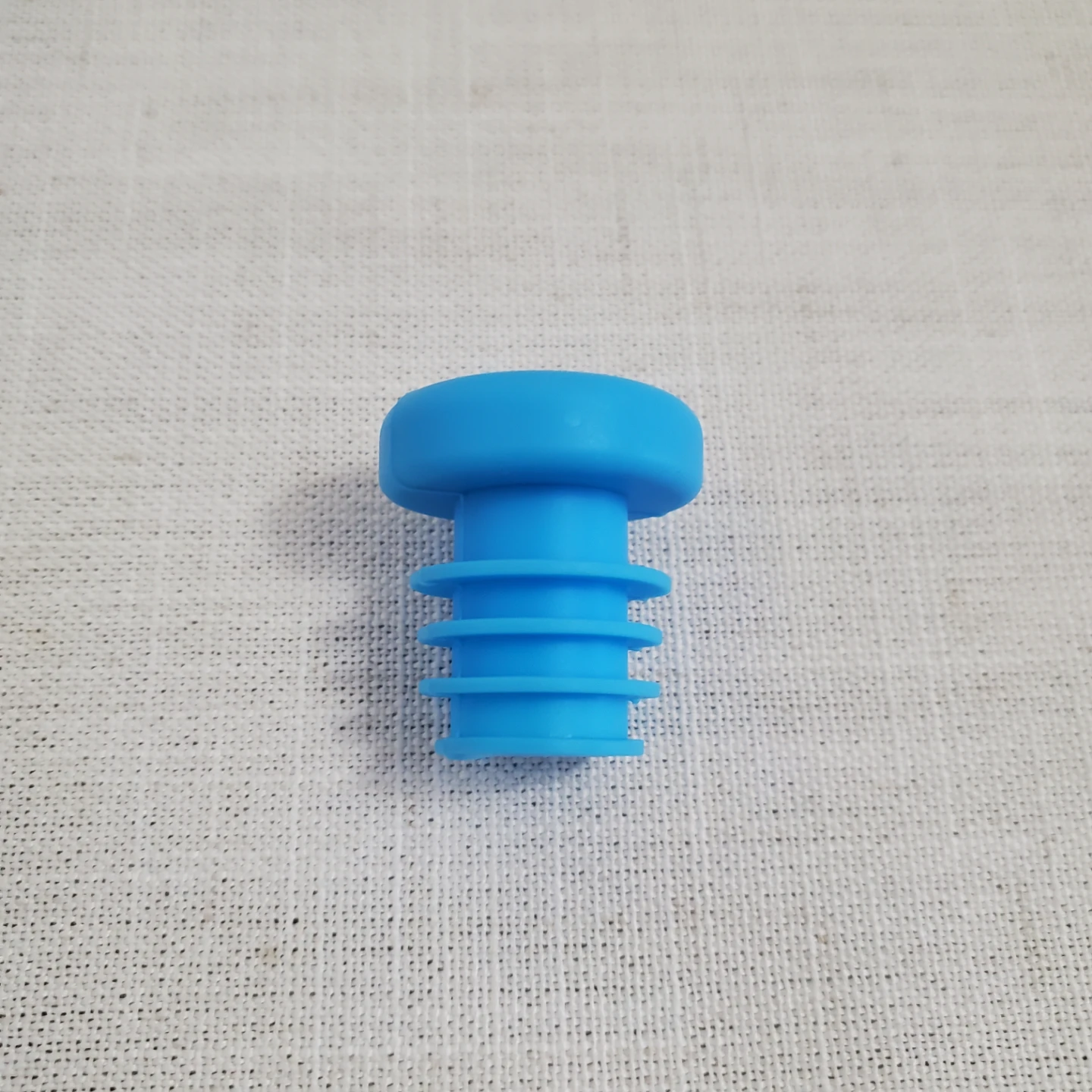 Blue Silicone Wine Bottle Stopper🥕