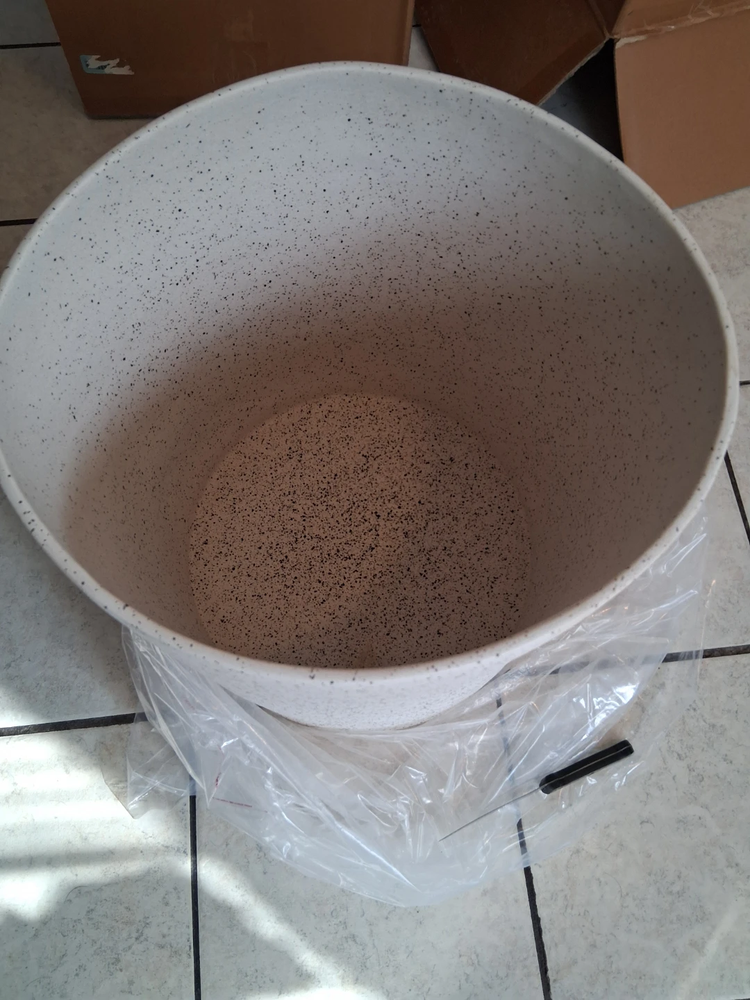 2 large Speckled White terrazzo Planter Pot - photo 2