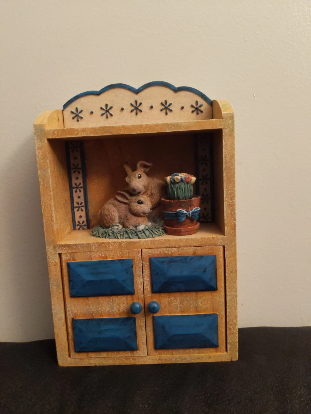 Wooden Display Cabinet🥕