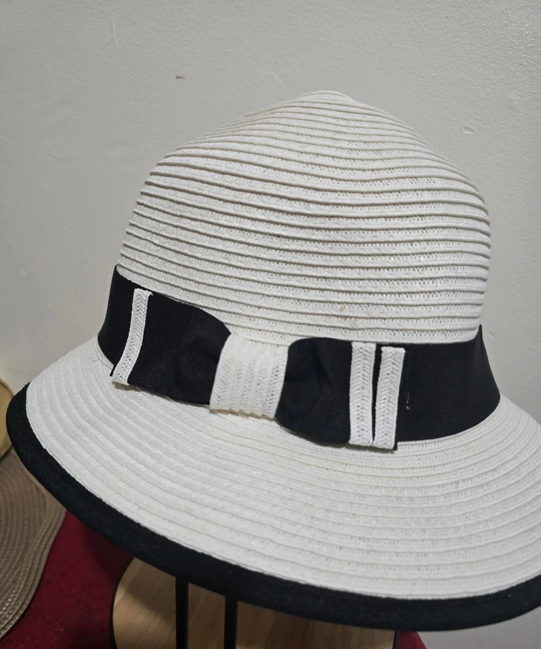 Scala Women's White Sun hat polka Dot interior - photo 4