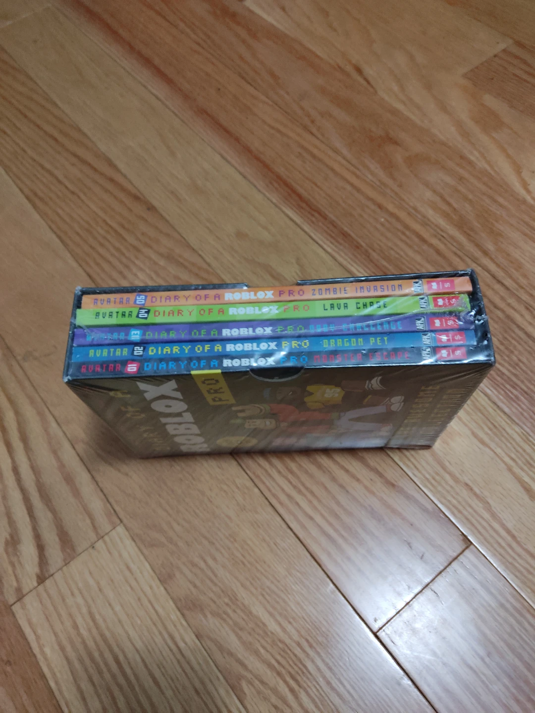 Diary of a Roblox Pro 5 Book Box Set - photo 2