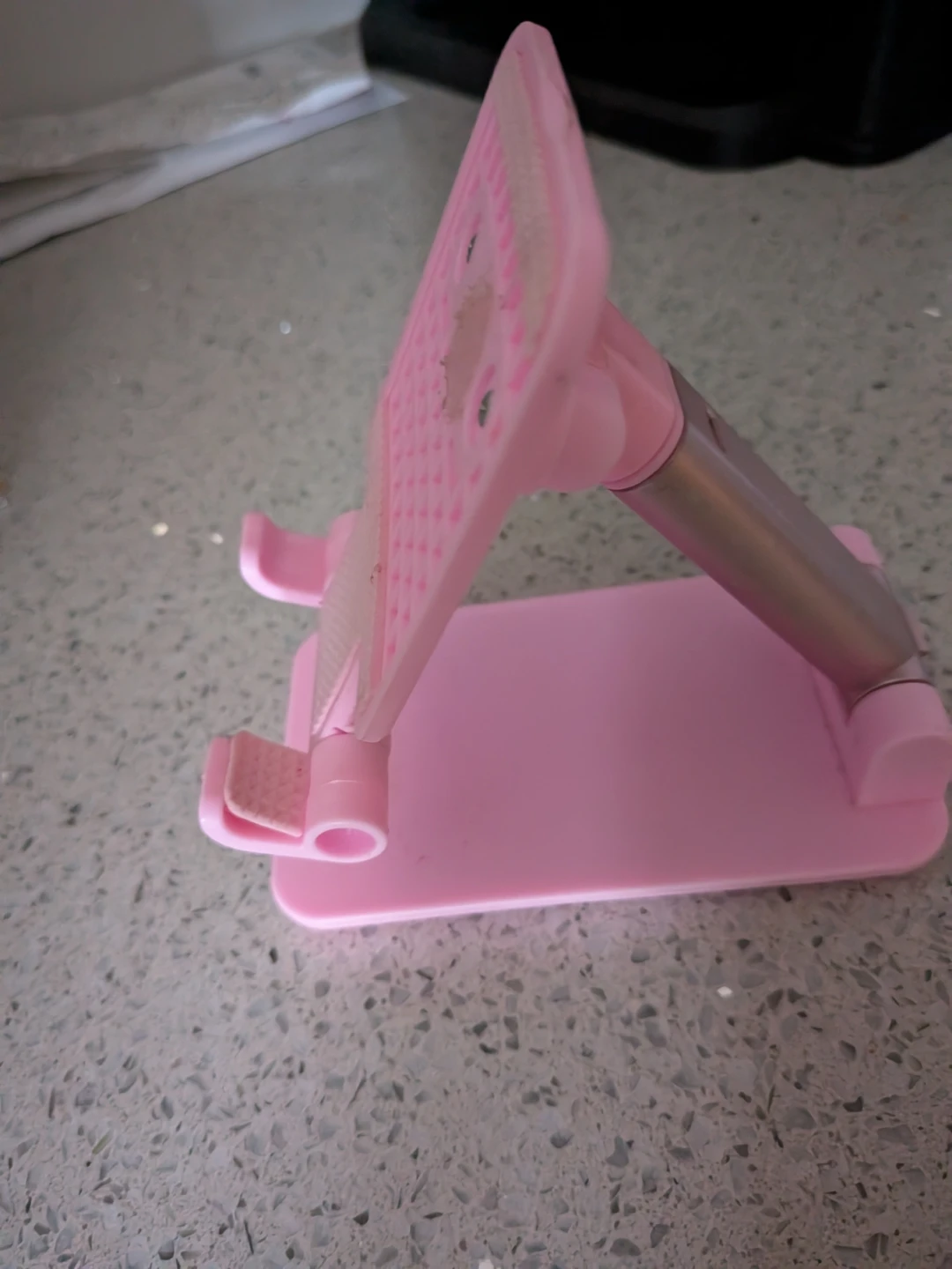 🥕 Pink Adjustable Phone Stand 🥕 - photo 2