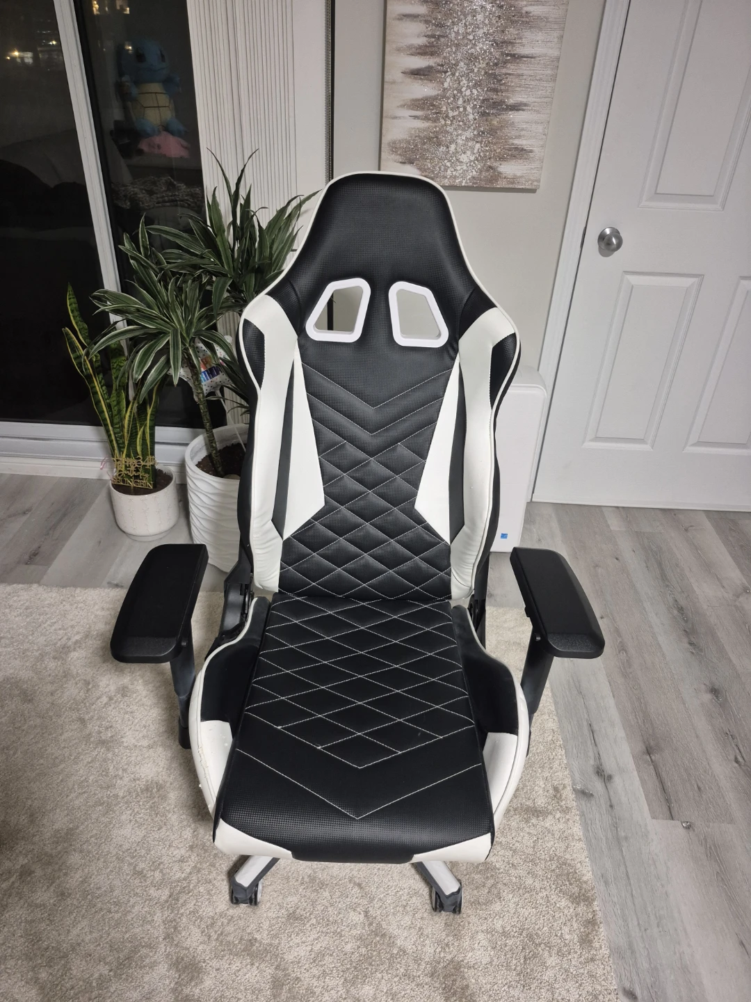 Gaming Chair - Black and White