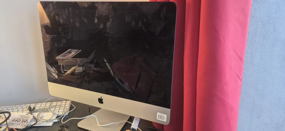 Apple iMac 2015 Desktop Computer