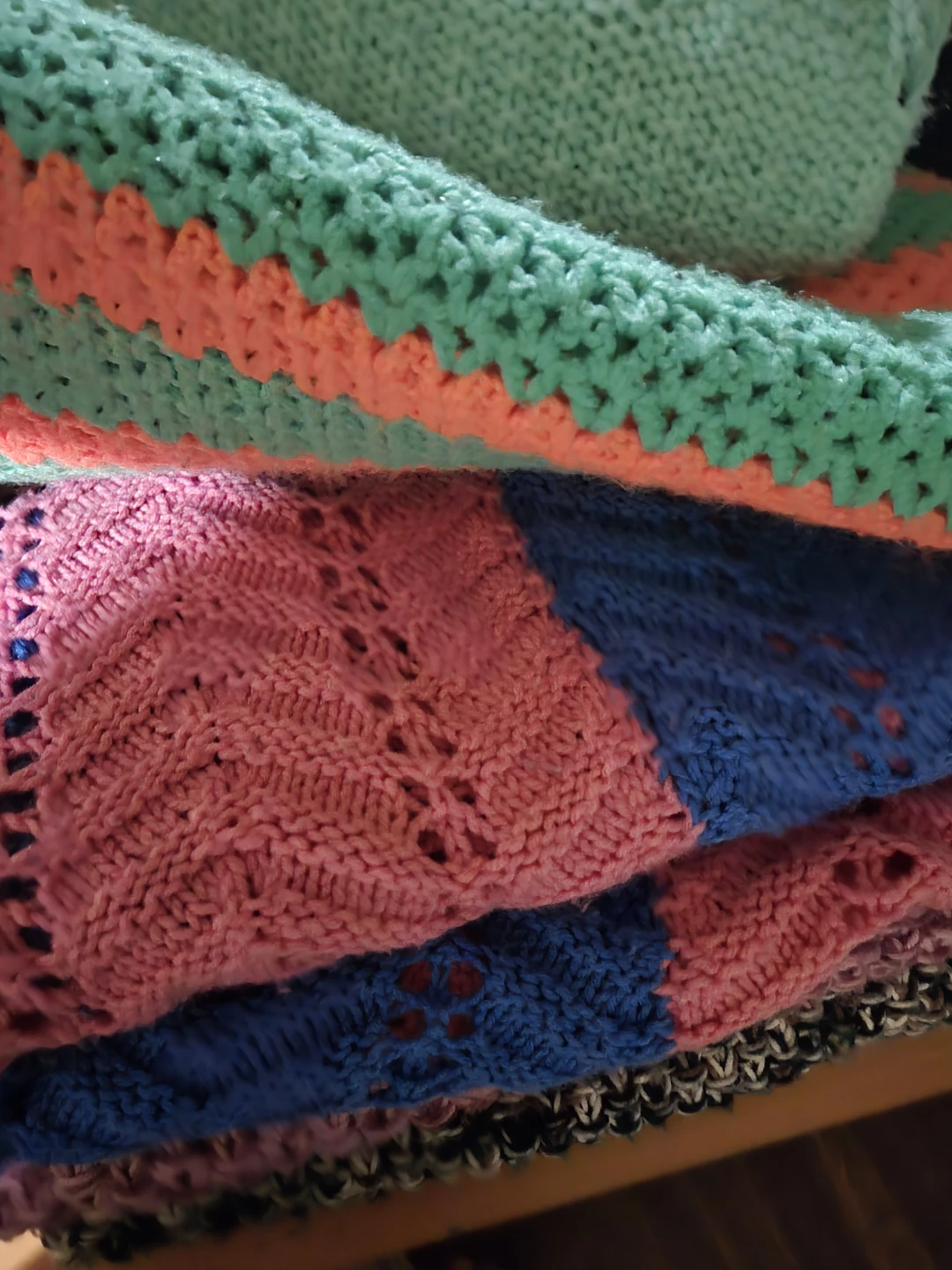 Hand-knitted Blanket Bundle - photo 3