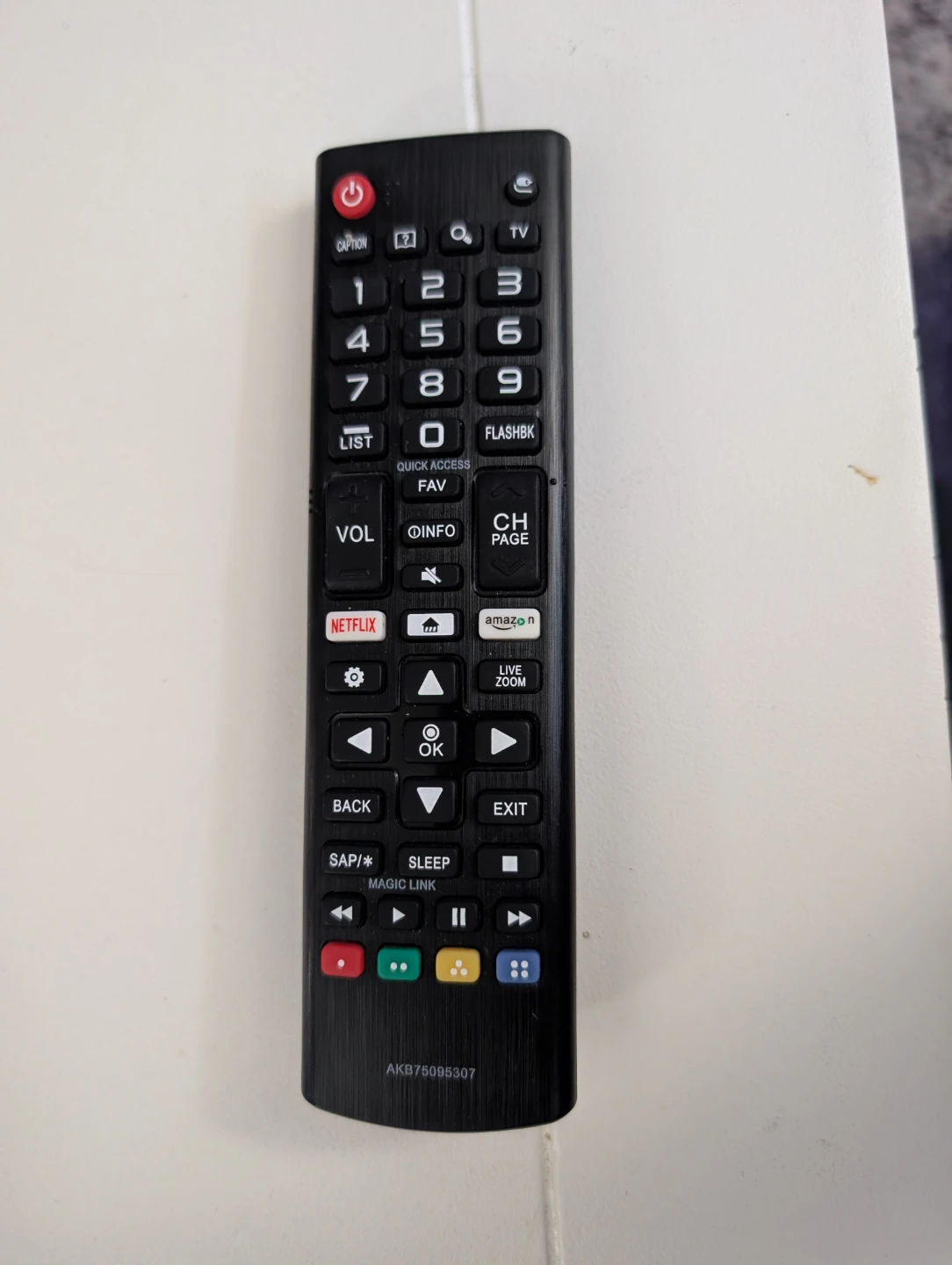 LG 4K UHD HDR Smart TV - photo 4