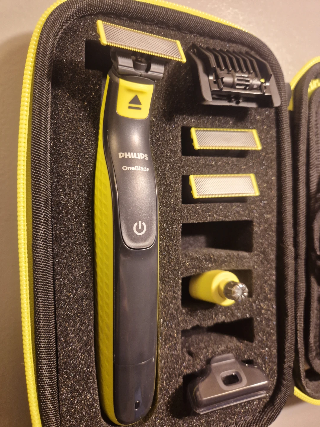 Philips OneBlade Hybrid Stubble Trimmer