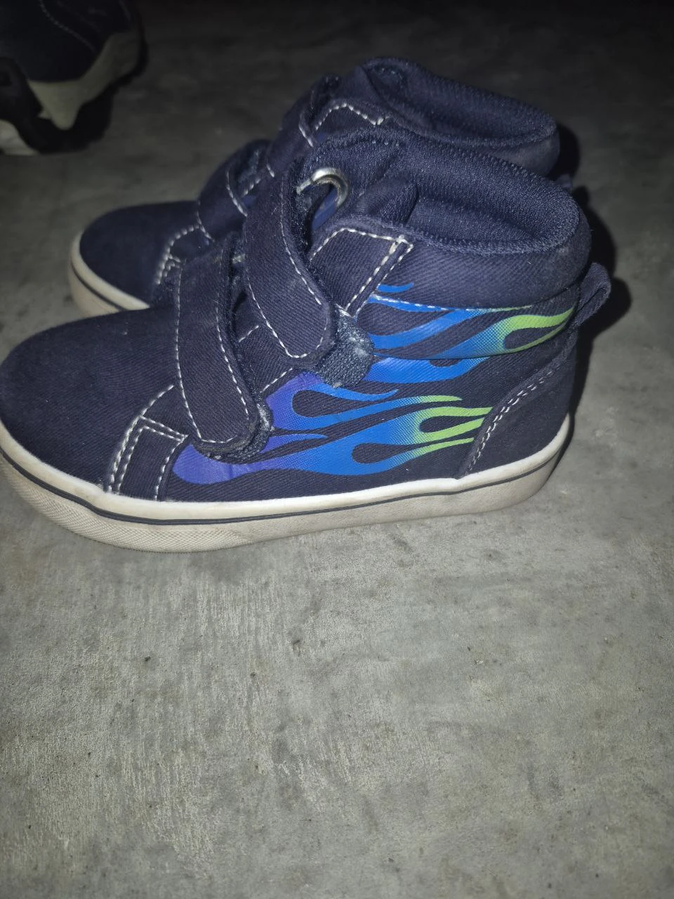 Kid's Sneakers