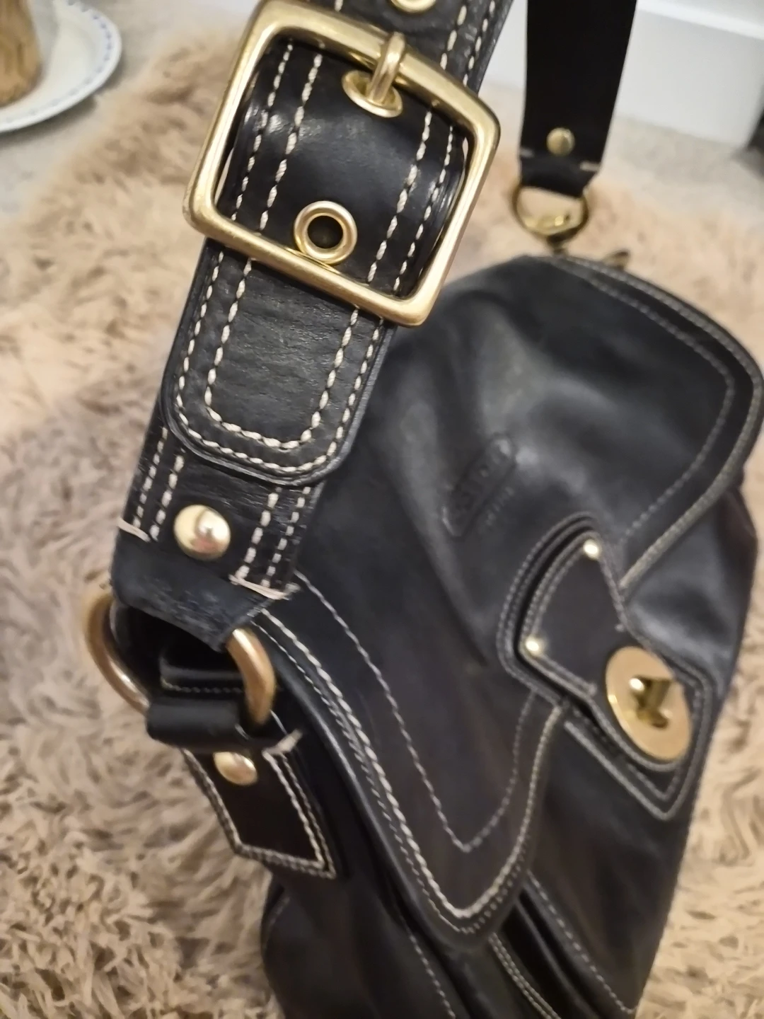 Black Leather Coach Shoulder Bag - photo 4