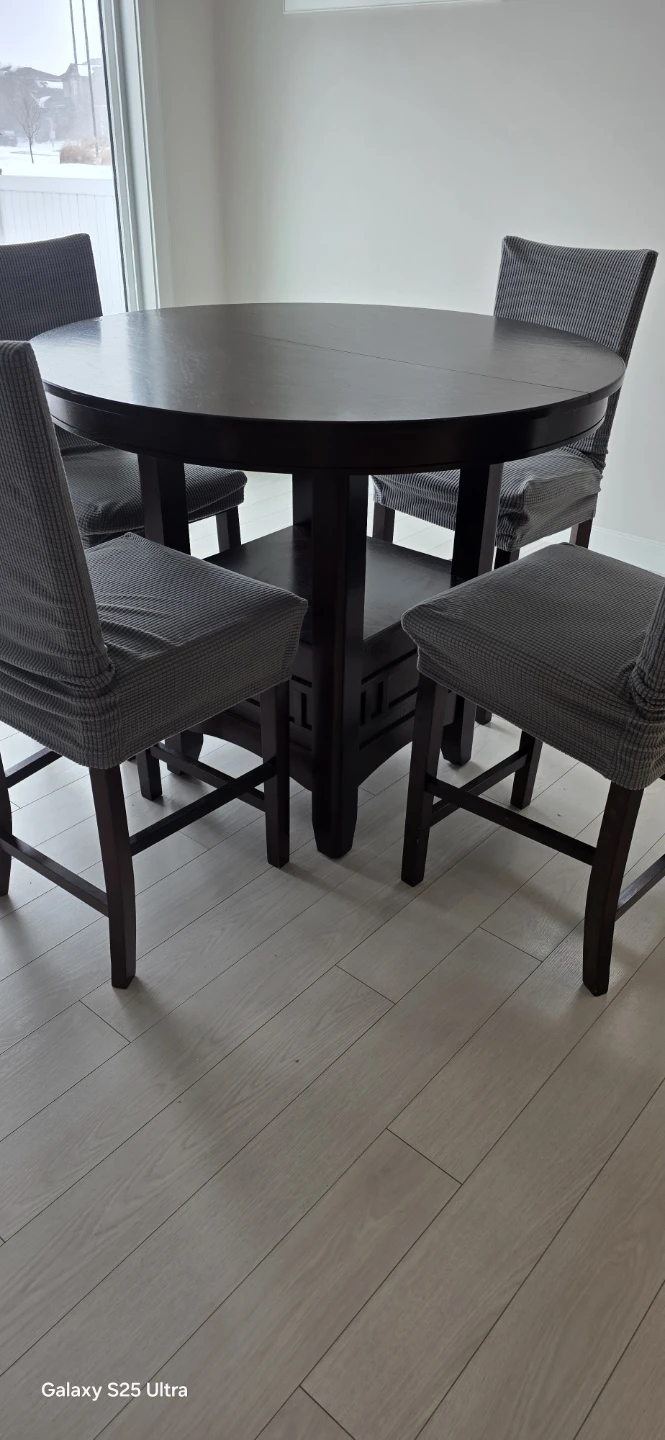 Dark Wood Dining Table with 4 Stools