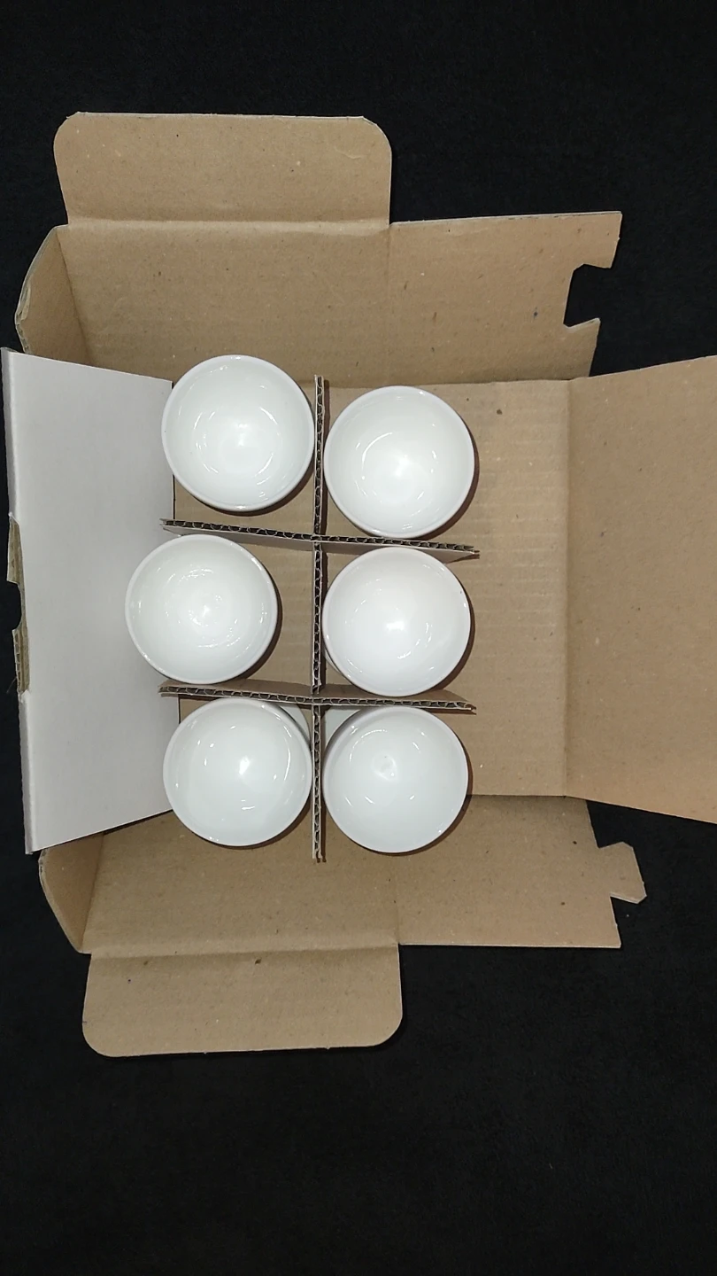 Set of 6 White Ceramic Ramekins Bowls
