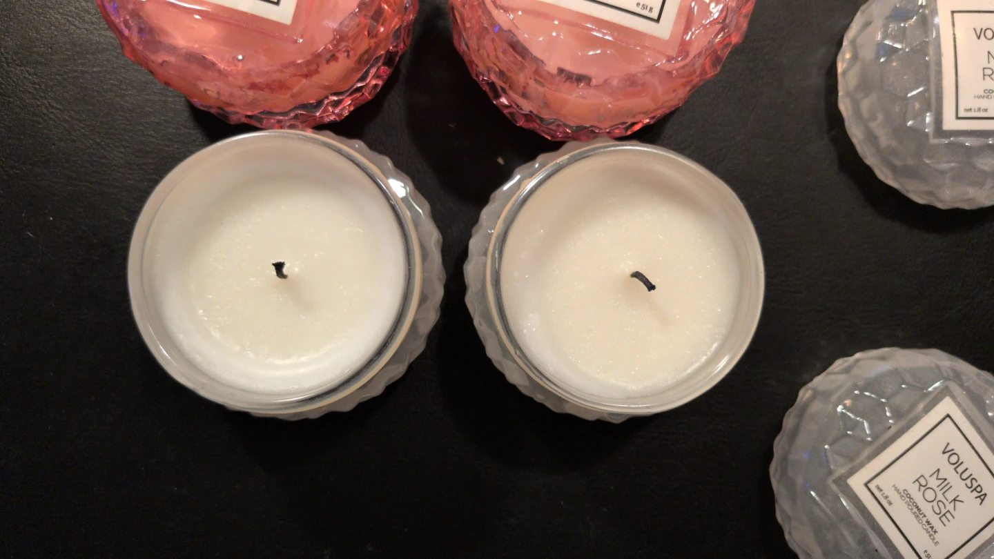 Voluspa Milk Rose & Rose Petal Ice Cream Mini Candles - photo 3