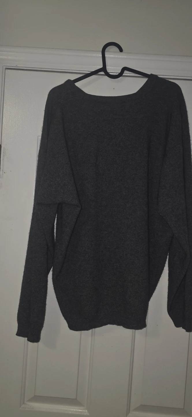 Vintage Dunhill Men's grey Cashmere V neck sweater (Size L) - photo 2