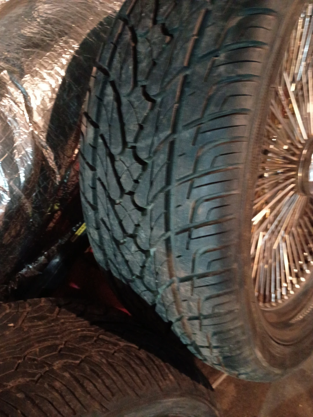 Set of 4 Chrome Wire Wheels with Tires - photo 2