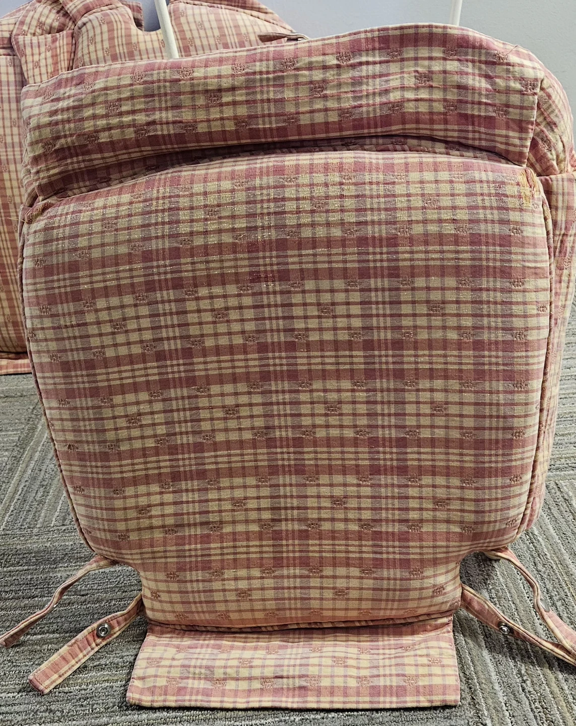Seat cushions with Skirt (6) - photo 3