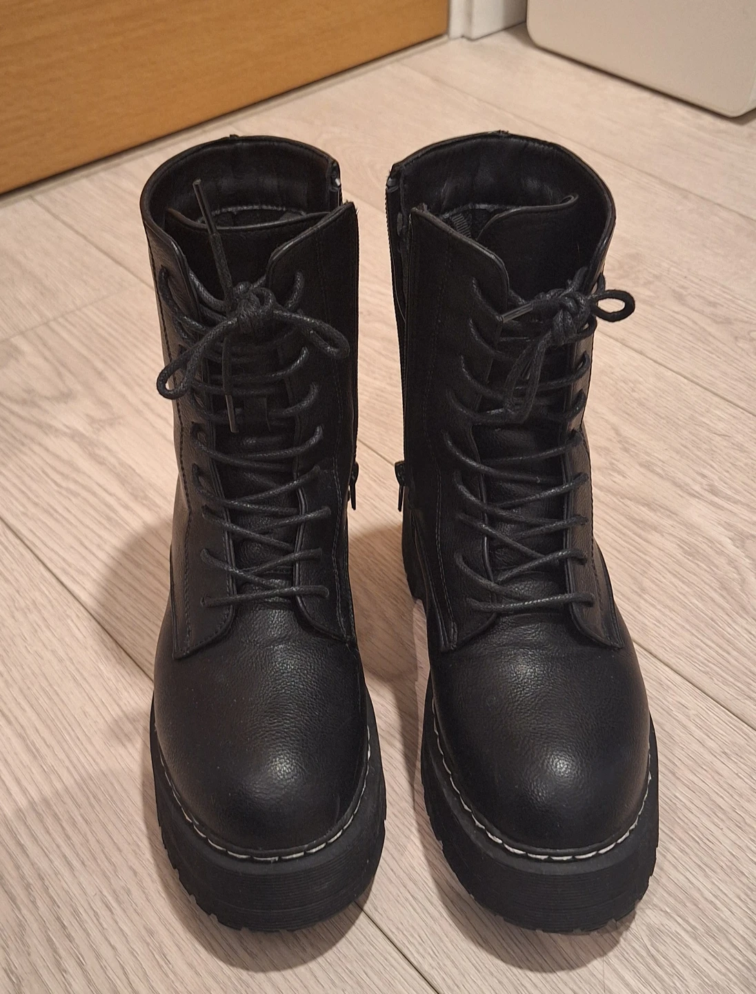 Ardenes Black Chunky Platform Combat Boots