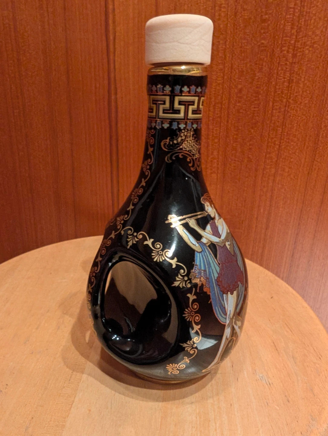 Handmade Ceramic Pitarokilis Vase with 24K Gold Accents - photo 4