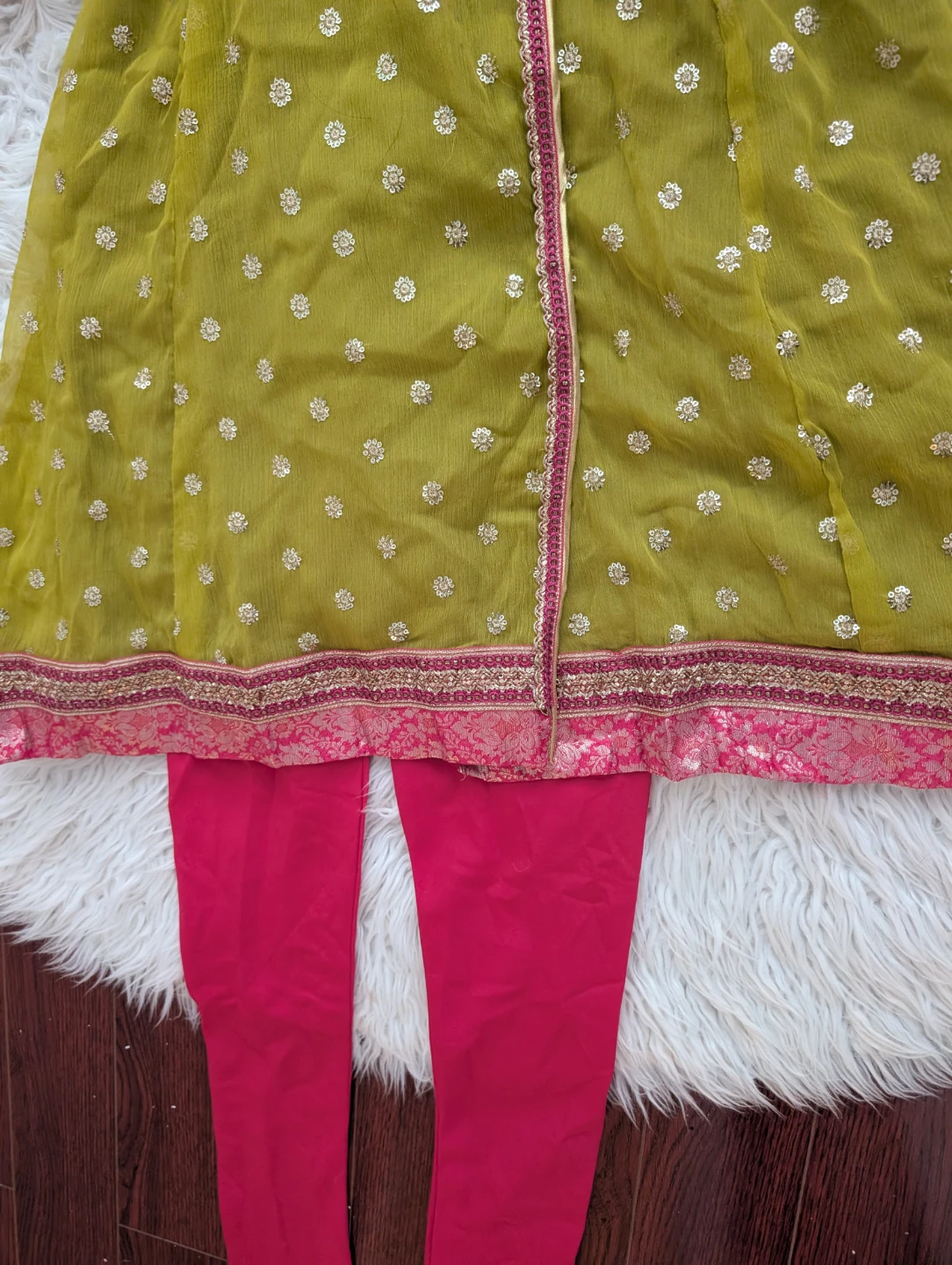 Girl's Pakistani Sequined Chridar Set - photo 5