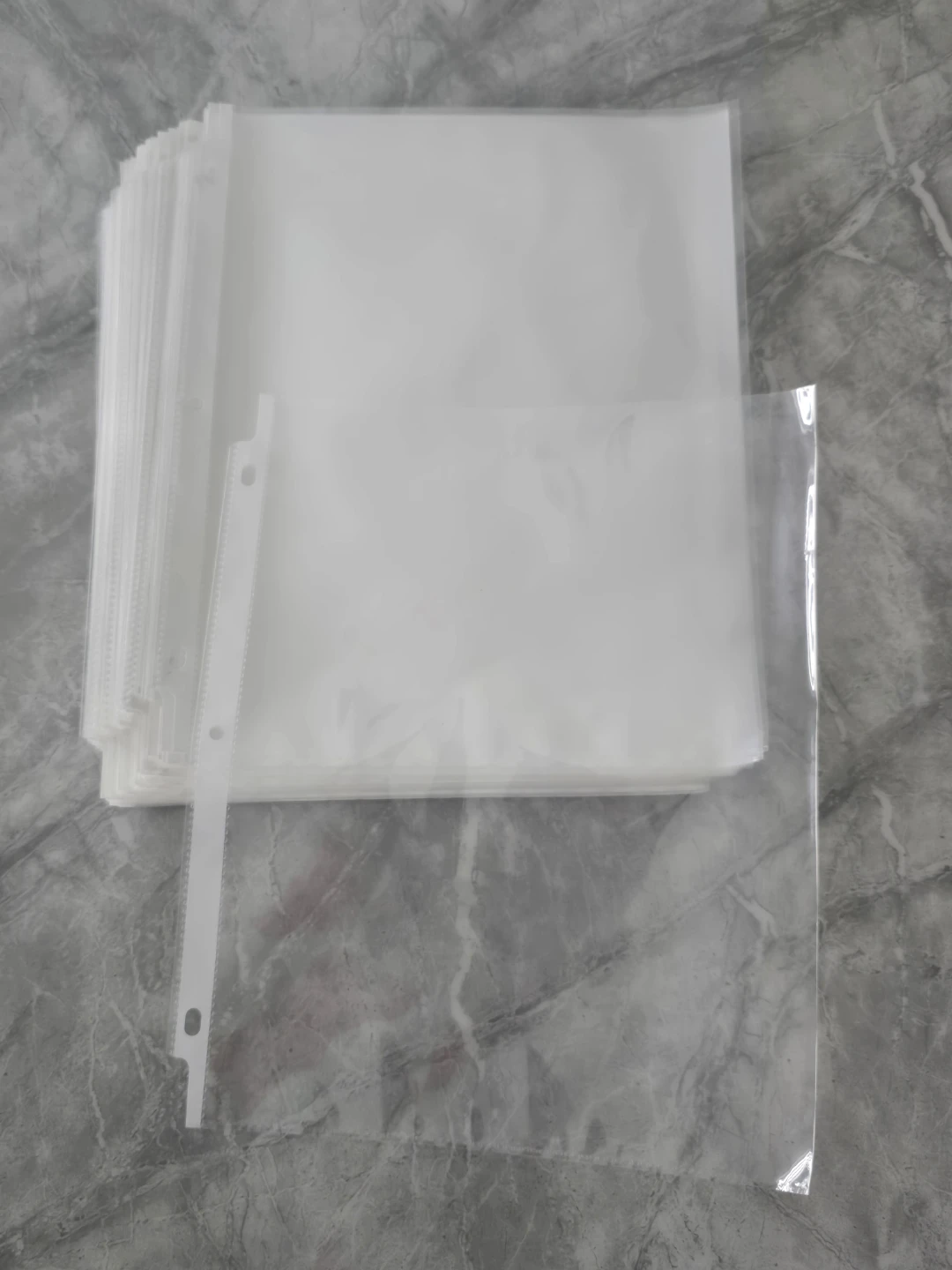 100pcs Universal Standard Sheet Protector, Standard, 8 1/2 x 11, - photo 4
