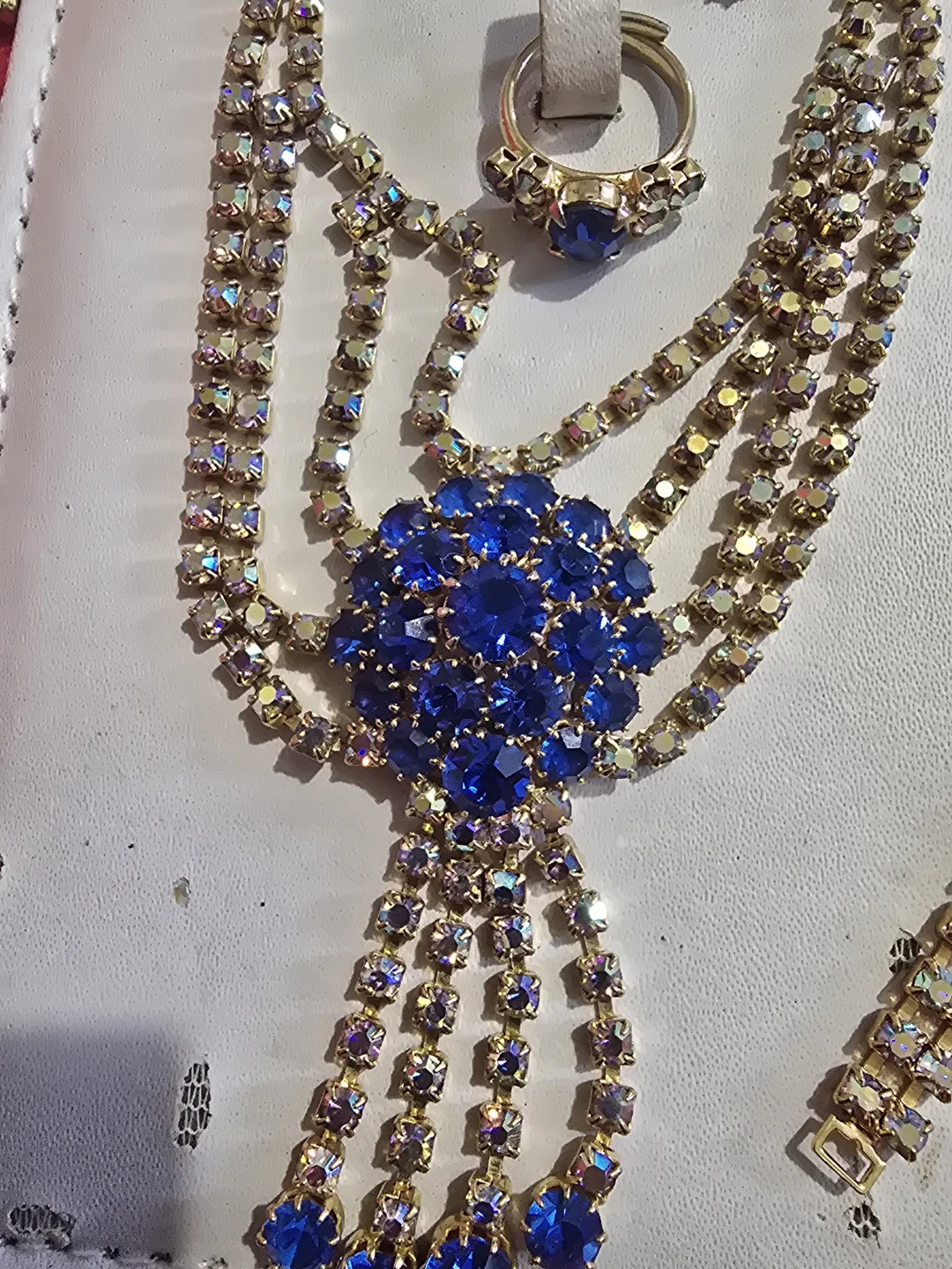 Blue Rhinestone Jewellery Set -  Earrings, Ring, Bracelet🏆 - photo 2