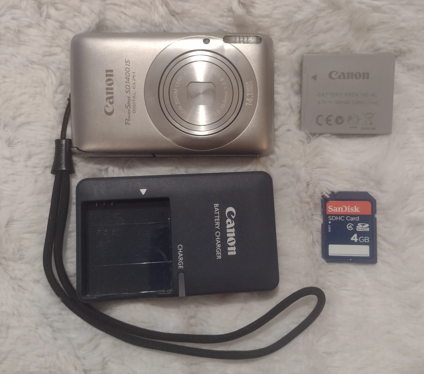 Canon PowerShot Digital ELPH SD1400 IS Digital Camera - Silver - photo 2