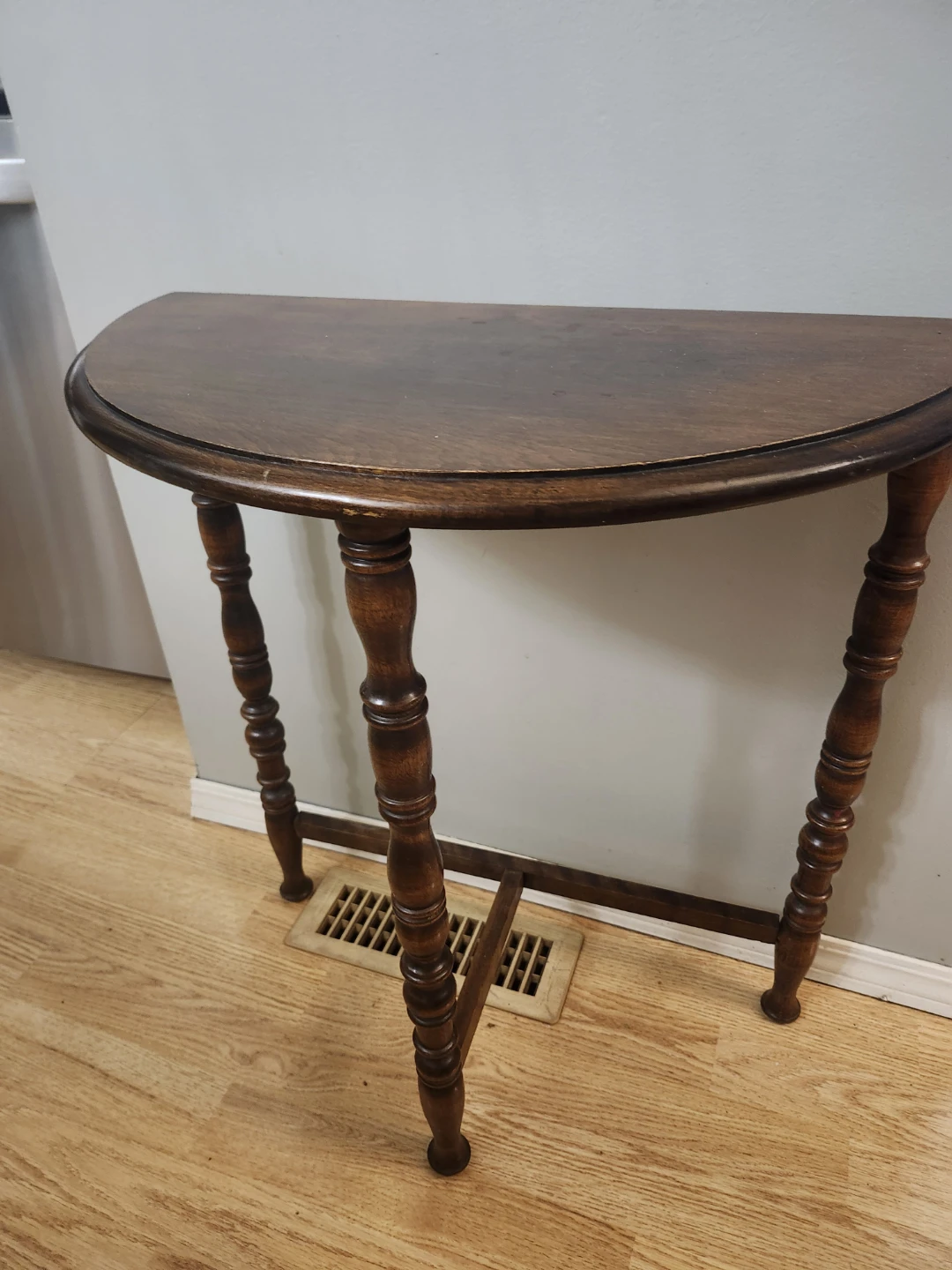 Half-moon table - photo 3