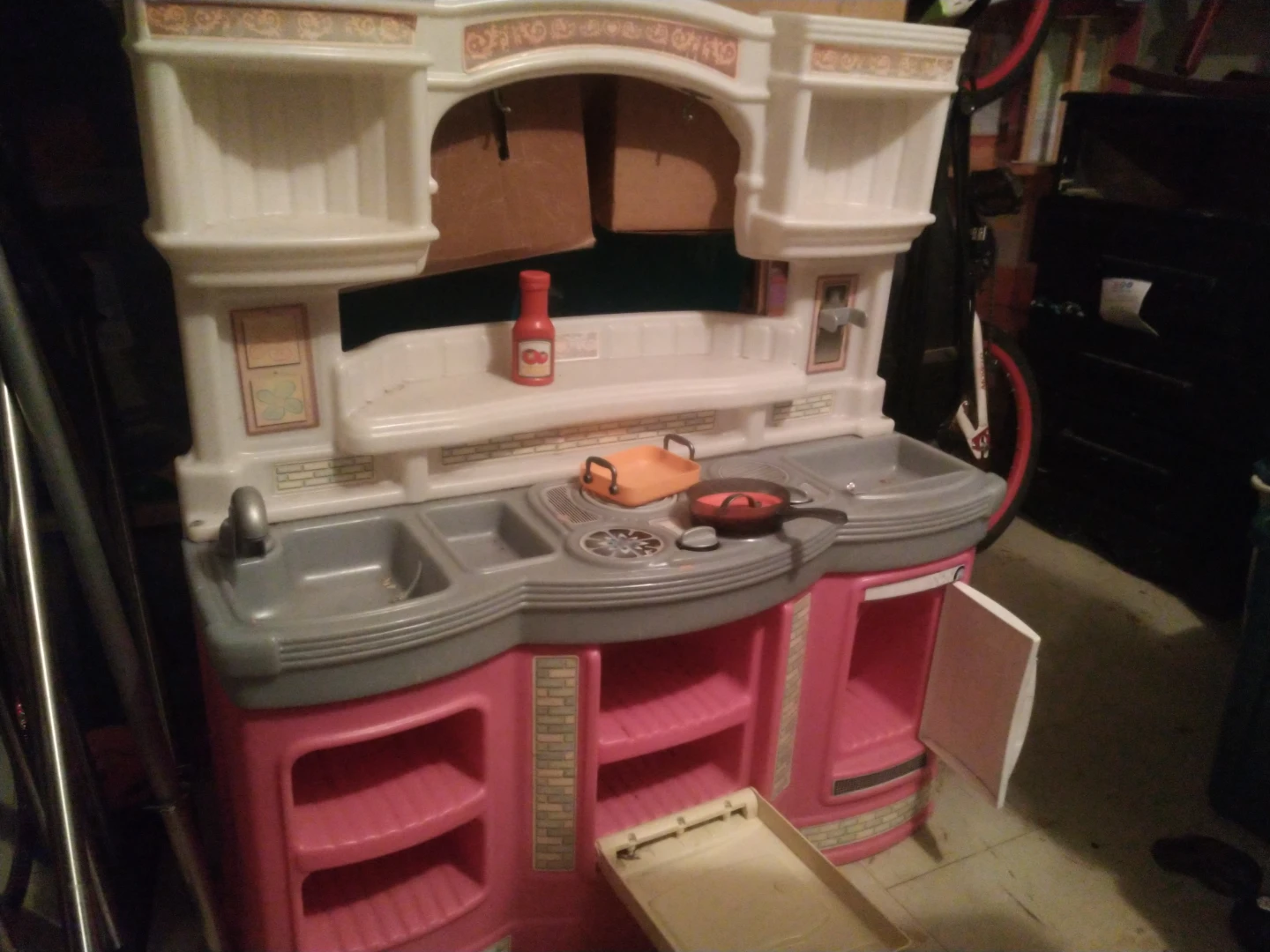 Step2 Kids Play Kitchen - photo 2