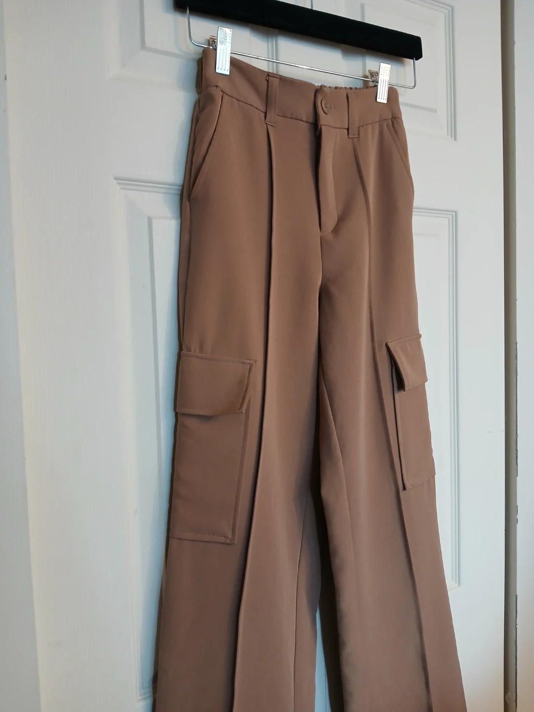 Forever 21 brown cargo pants, size extra small (XS) - photo 3